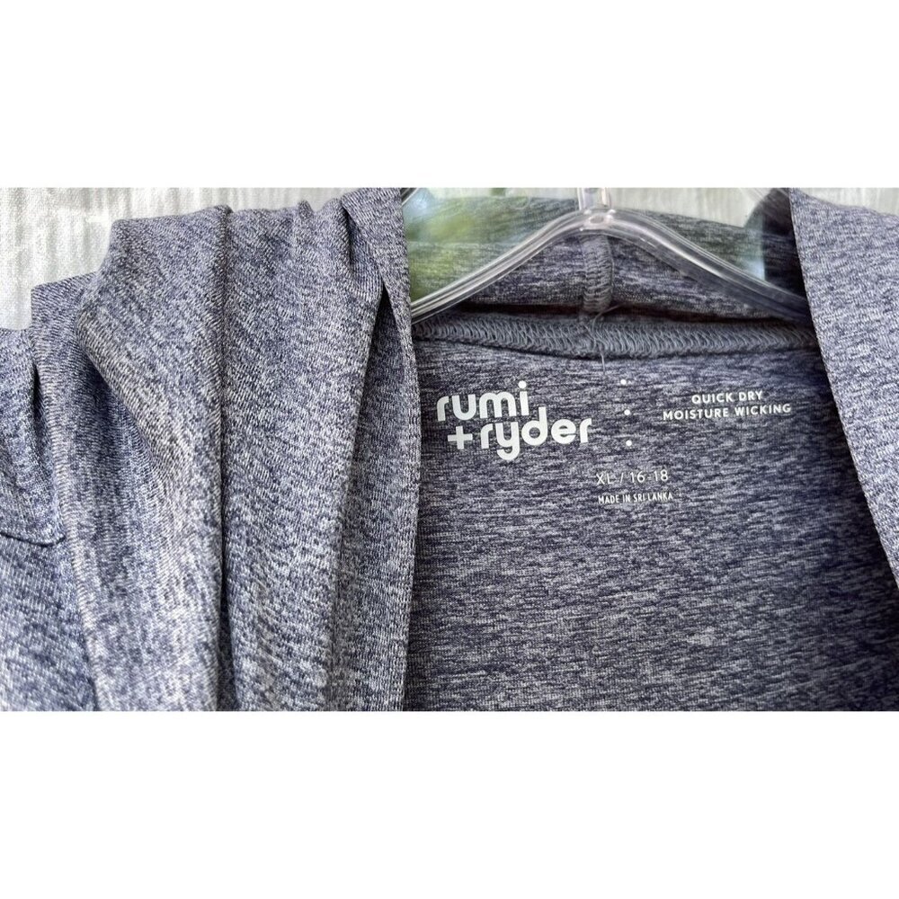 Rumi + Ryder Boys XL 16/18 Hooded Short Sleeve Gray Shirt Quick Dry - Picture 4 of 4